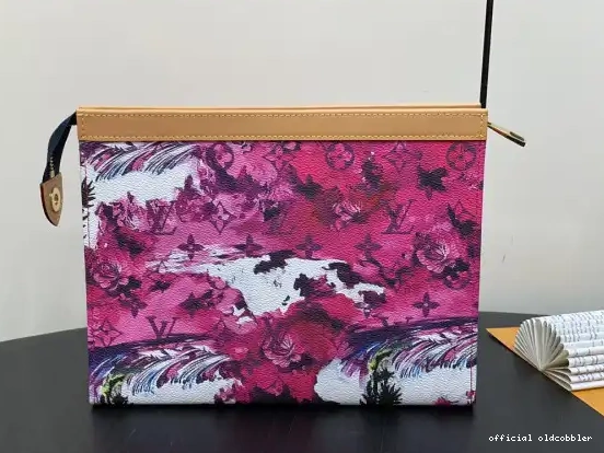 Official oldcobbler VUITTON LOUIS VOYAGE-27*21*6CM POCHETTE 0522
